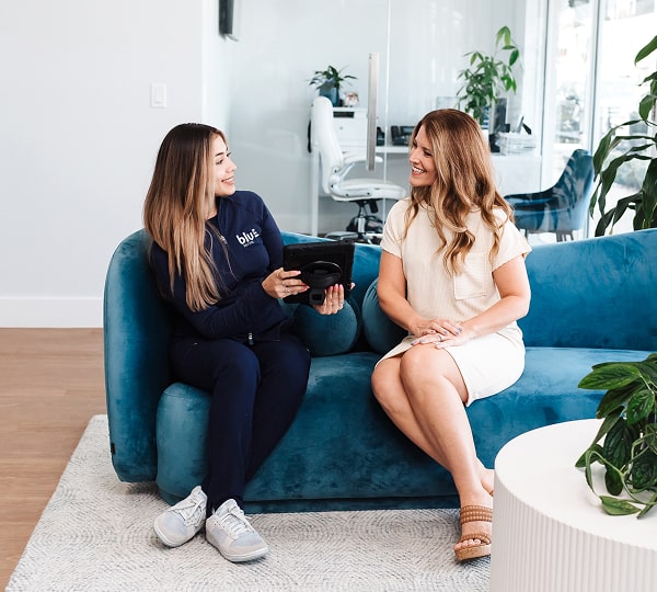 Get the Quality Care You Deserve – Simple, Honest, and Hassle-Free. Blu dental personal is smiling and welcoming new patient